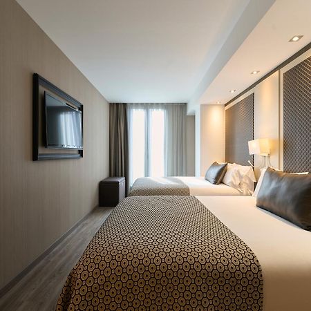 Hotel Catalonia Square 4* Sup Barcellona Esterno foto
