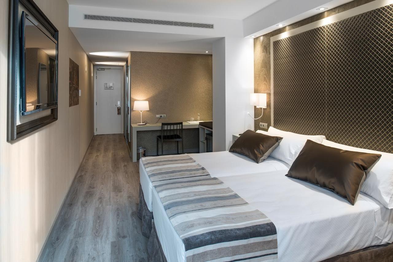 Hotel Catalonia Square 4* Sup Barcellona Esterno foto