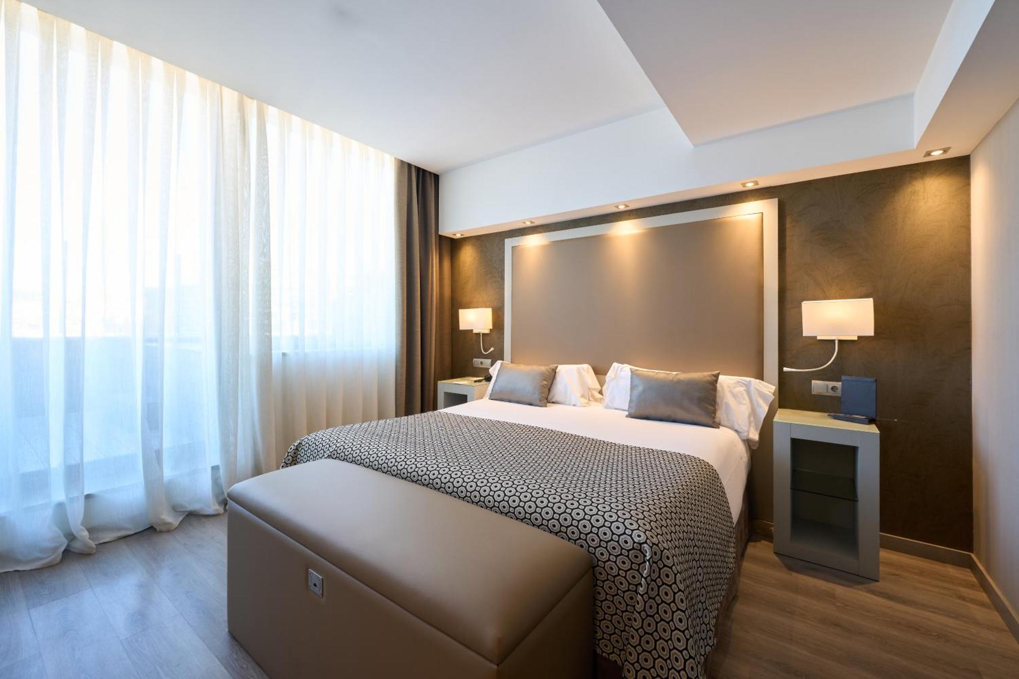 Hotel Catalonia Square 4* Sup Barcellona Camera foto