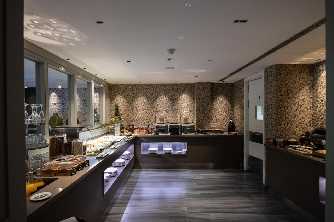 Hotel Catalonia Square 4* Sup Barcellona Esterno foto
